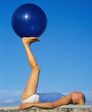 Ab exercise with the ball